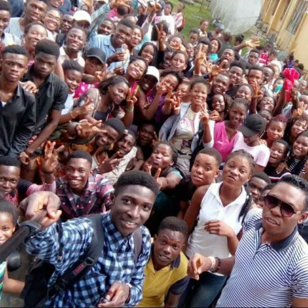 Large crowd of Jambites at a prep session